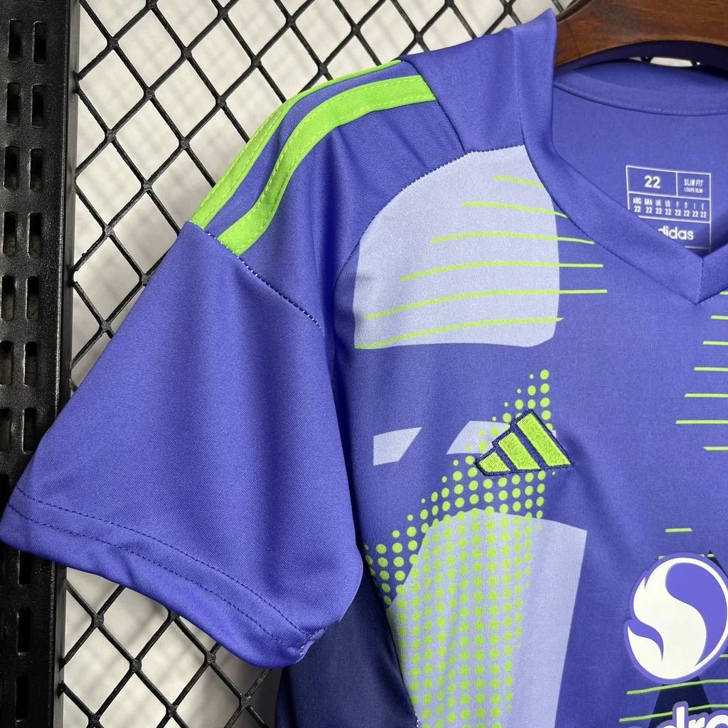 Man United 2024 GK Jersey