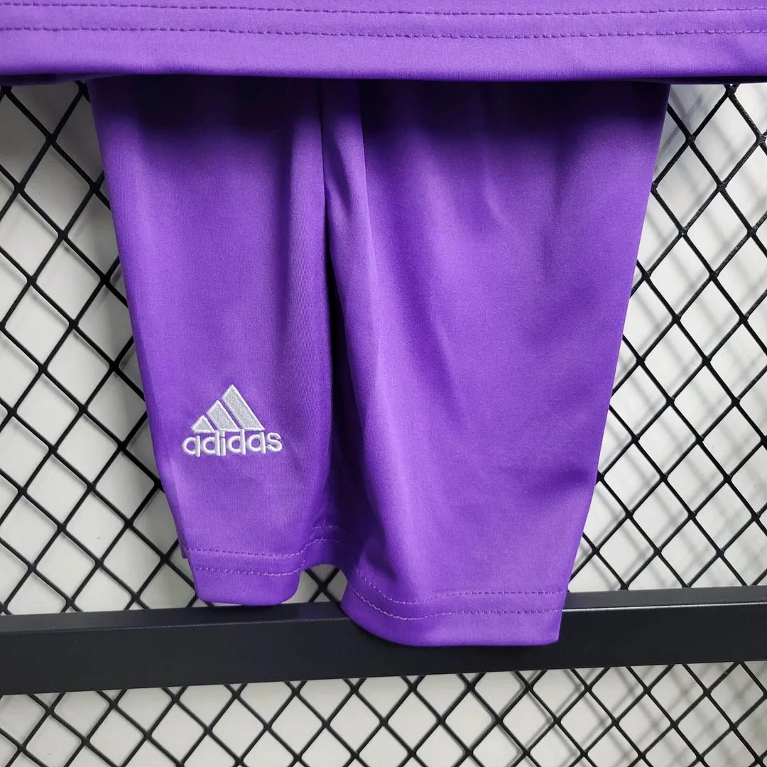 Real Madrid 2017 Away Jersey