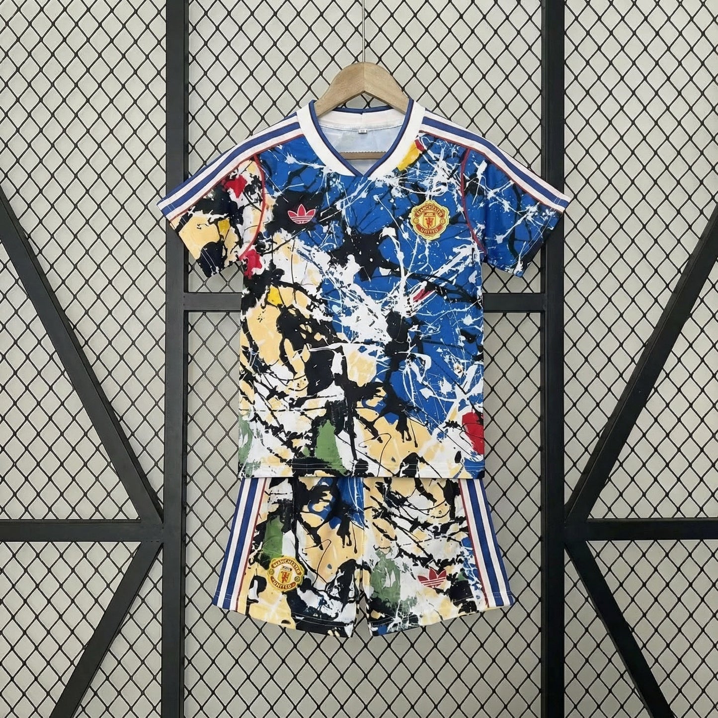 Man United x Stone Roses Spezialedition Trikot