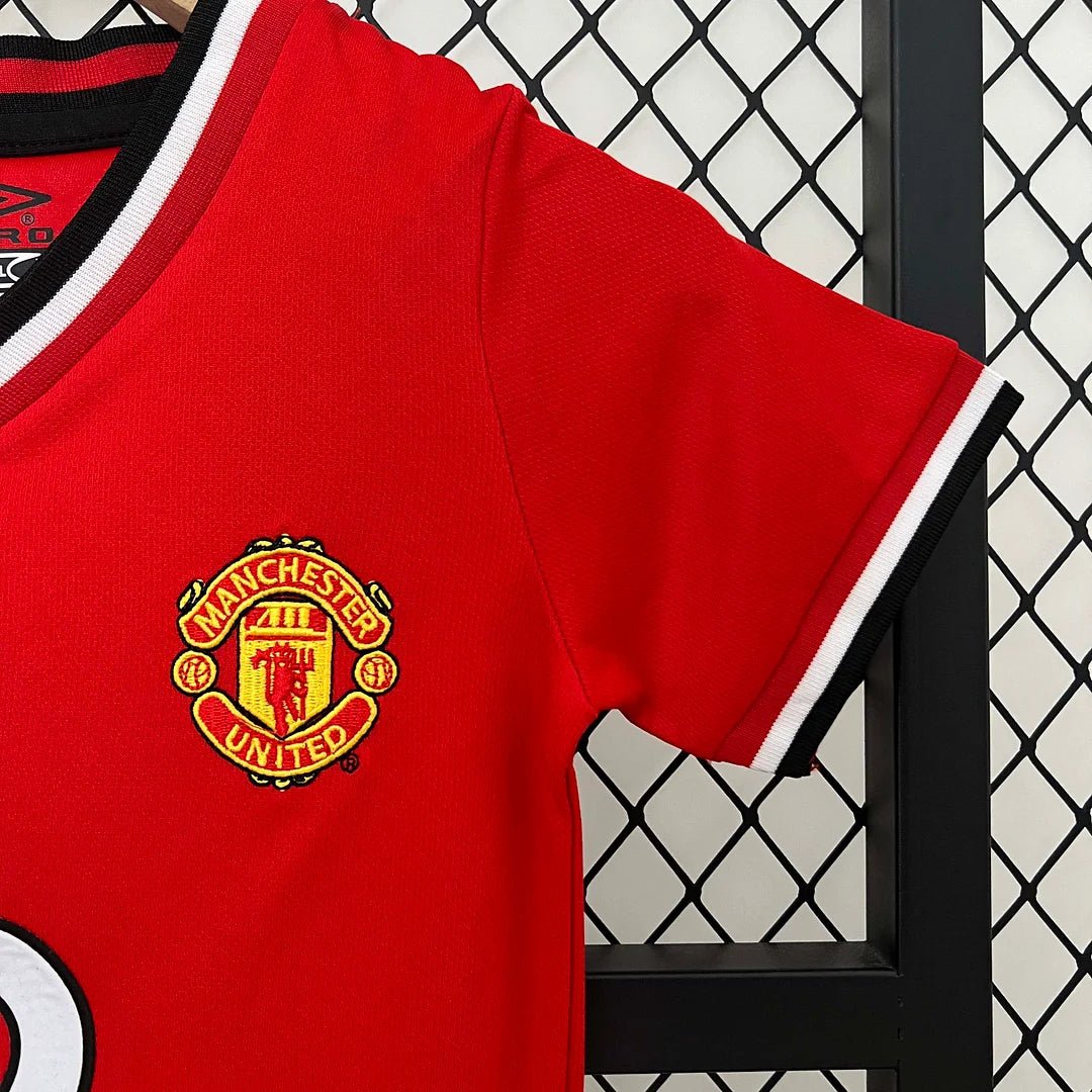 Man United 2000 Home Jersey