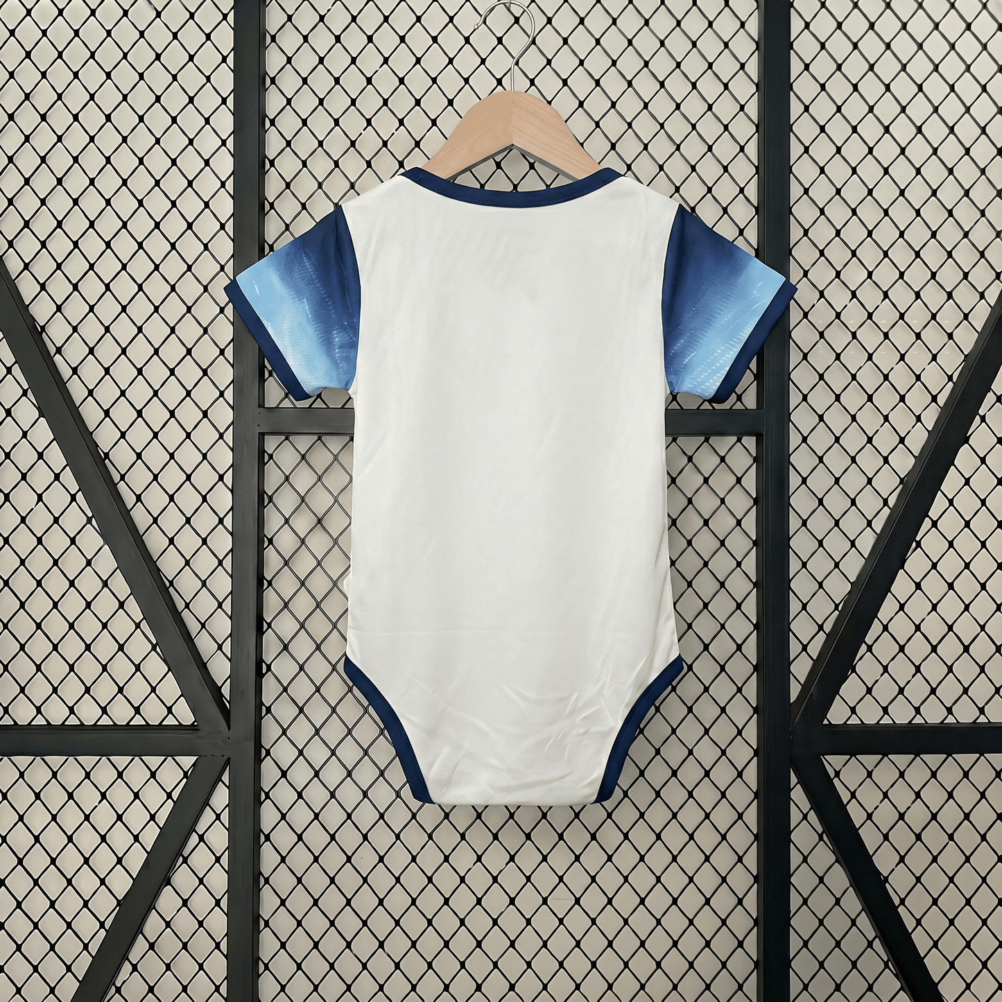 Body bébé domicile Angleterre 2024