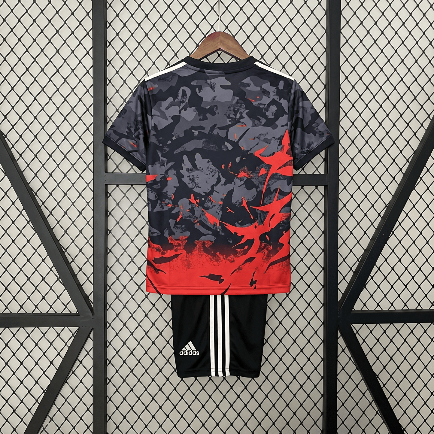 Japan Hat Luffy Sondertrikot 2025