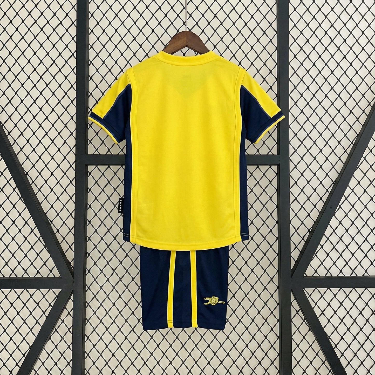 Arsenal 2000-01 Away Jersey