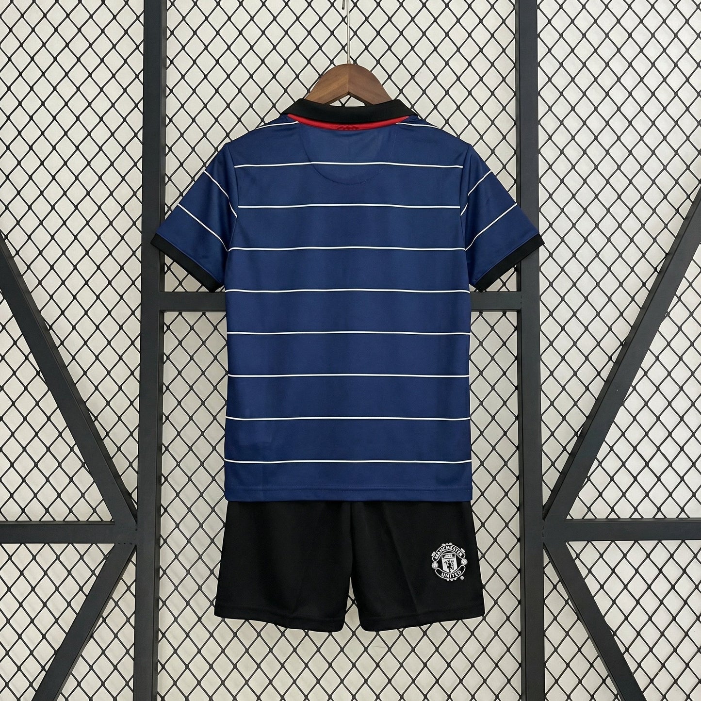 Manchester United 1999-2000 Away Jersey