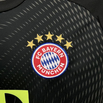 Bayern München 2025 Schwarzes Torwarttrikot