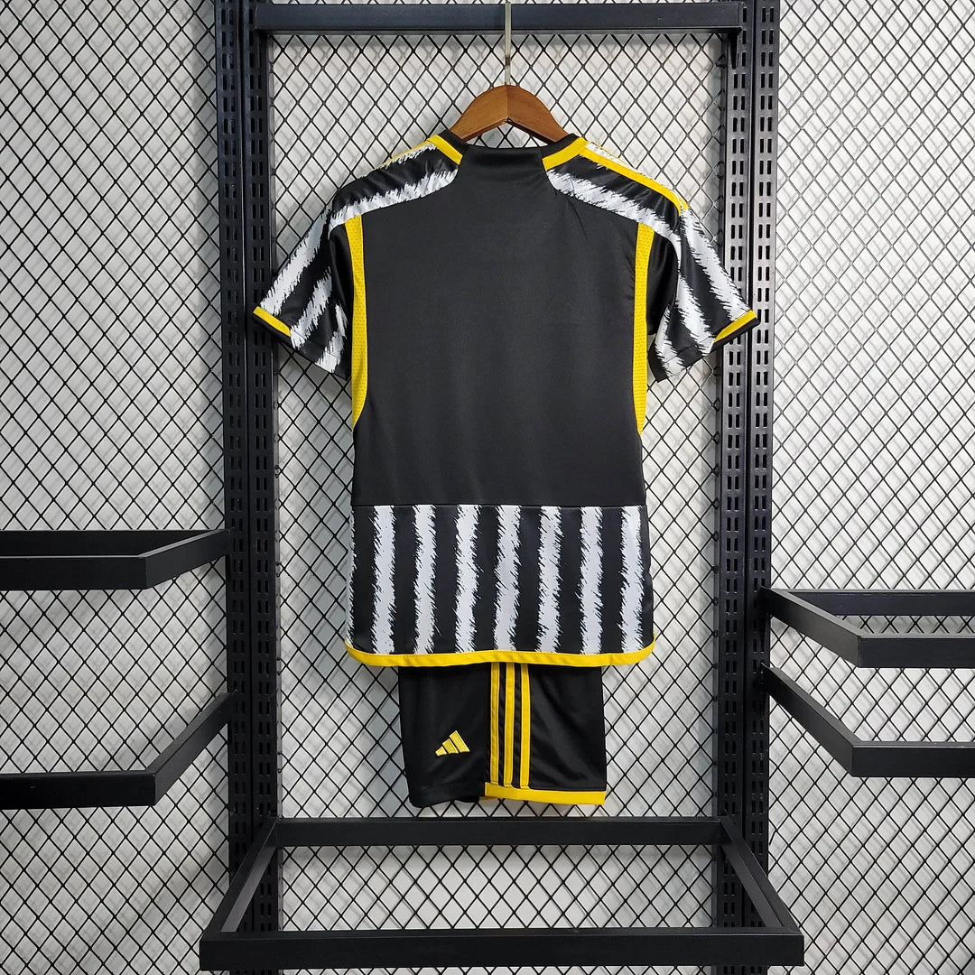 Juventus 2023 Heimshirt
