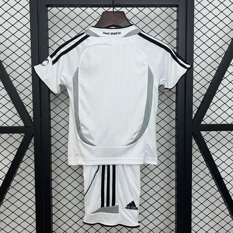Real Madrid 2006 Home Jersey