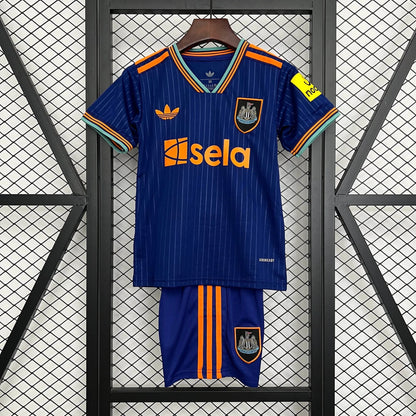 Tercera camiseta Newcastle 2025