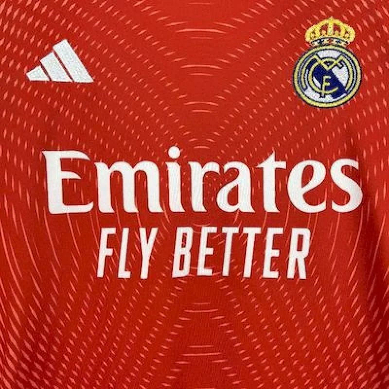 Real Madrid 2025 Goalkeeper Jersey