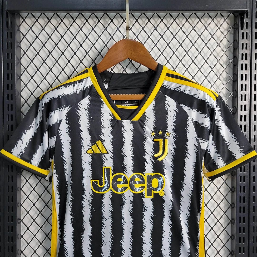 Juventus 2023 Heimshirt