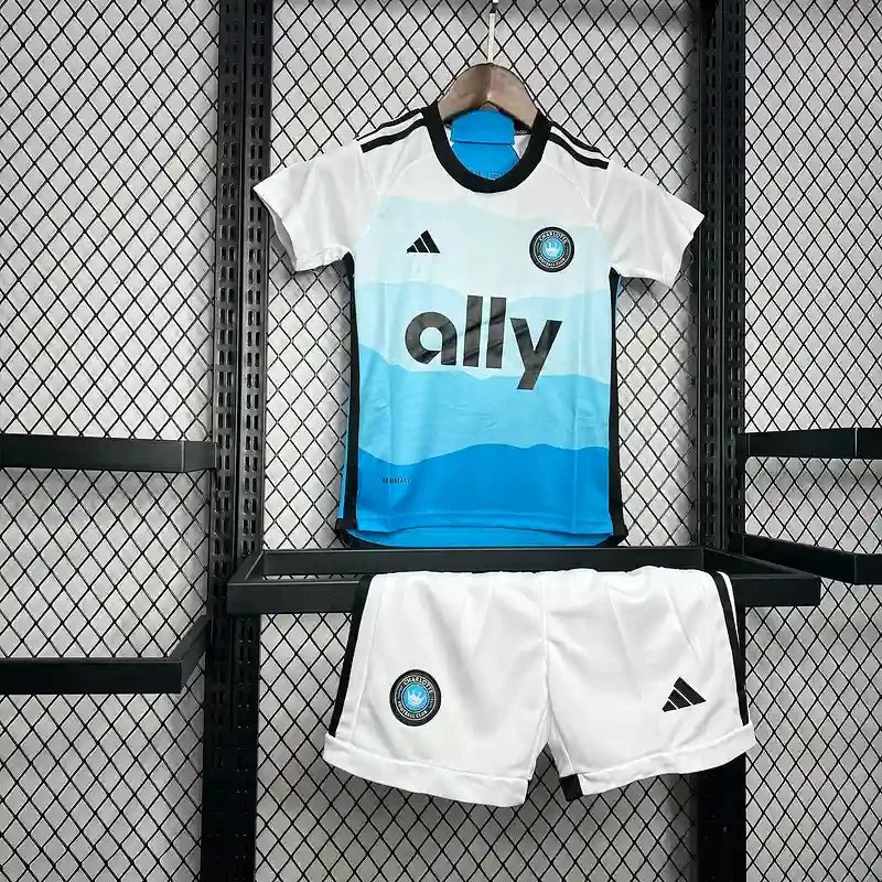 Charlotte 2024 Heimtrikot
