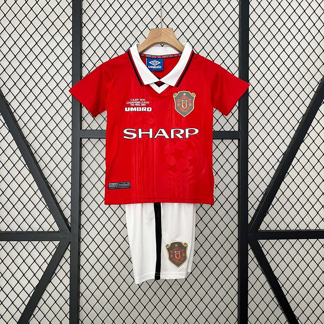 Man United 1999 Home Jersey