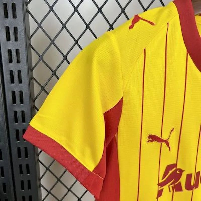 RC Lens 2025 Heimtrikot