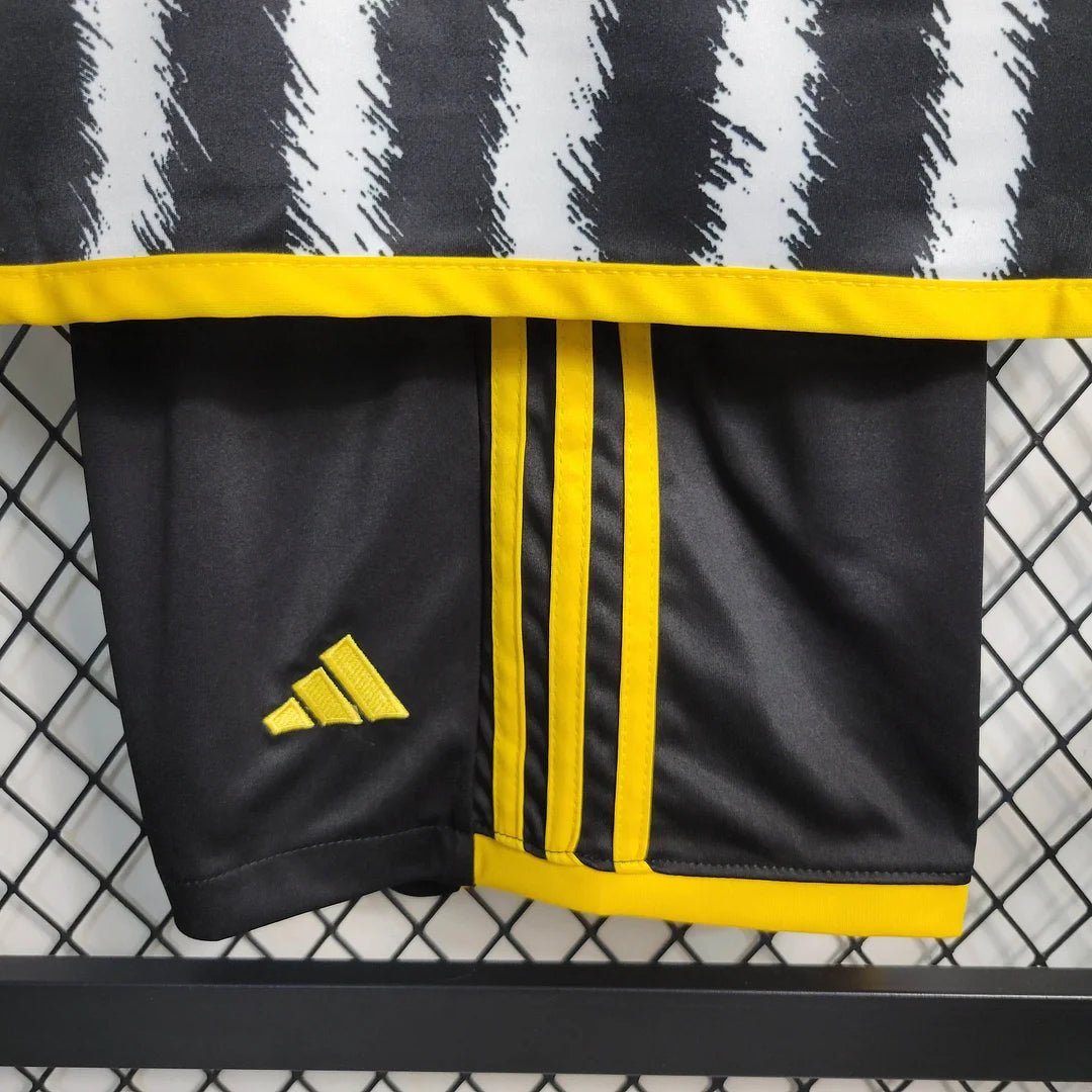 Juventus 2023 Heimshirt