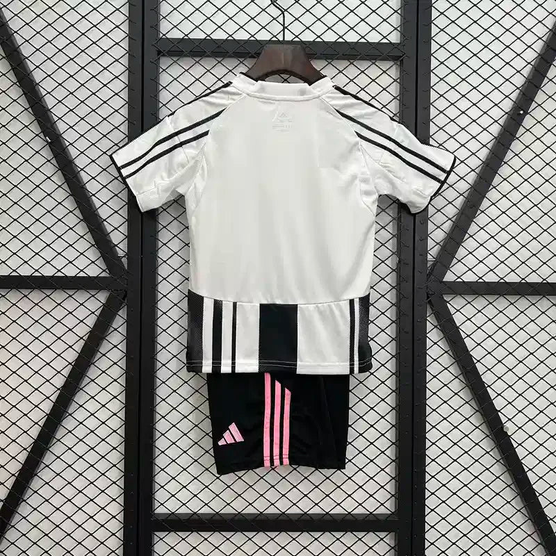 Juventus 2025 Home Jersey