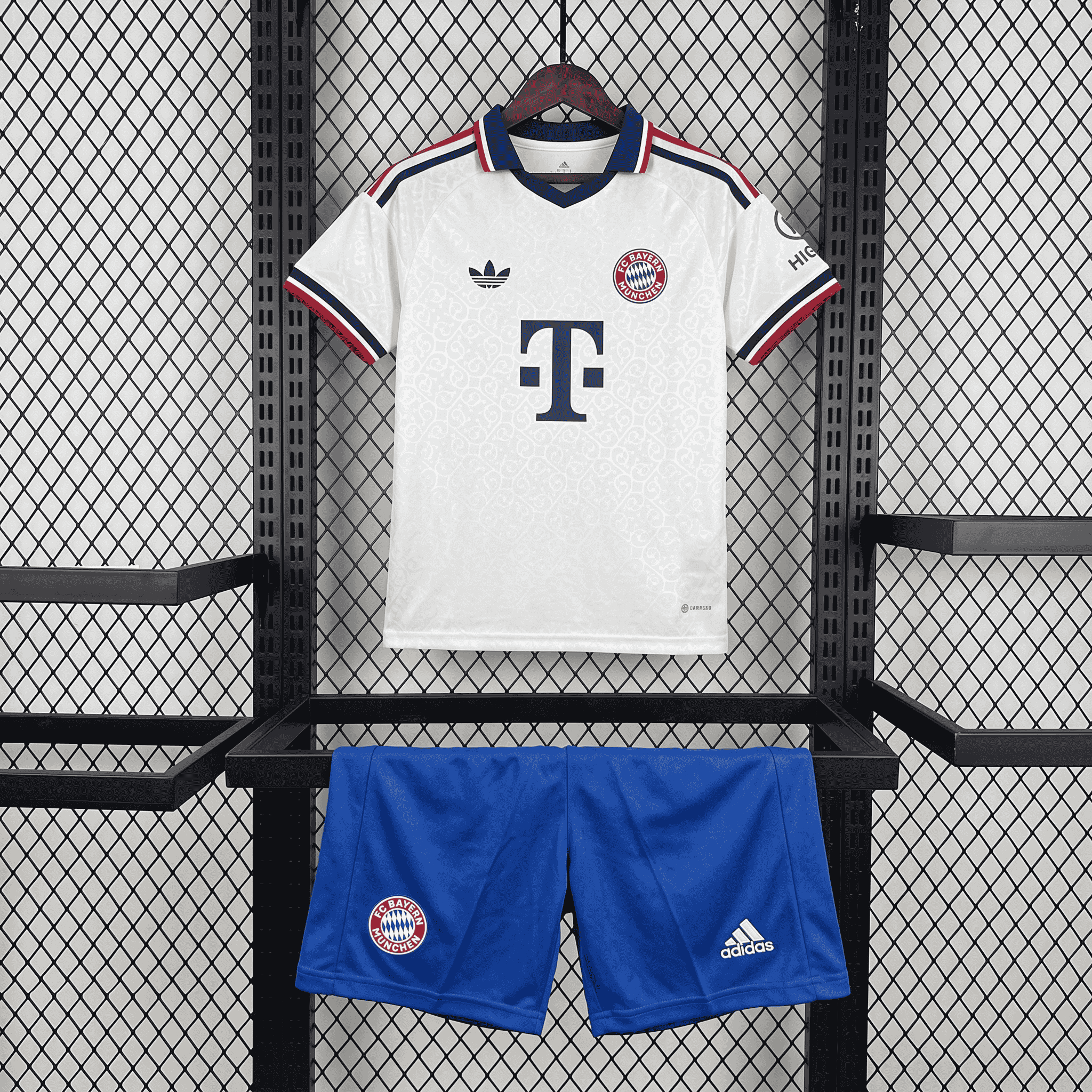 Bayern Munich 2026/27 Away Kids Jersey & Shorts – Classic Kids Jerseys