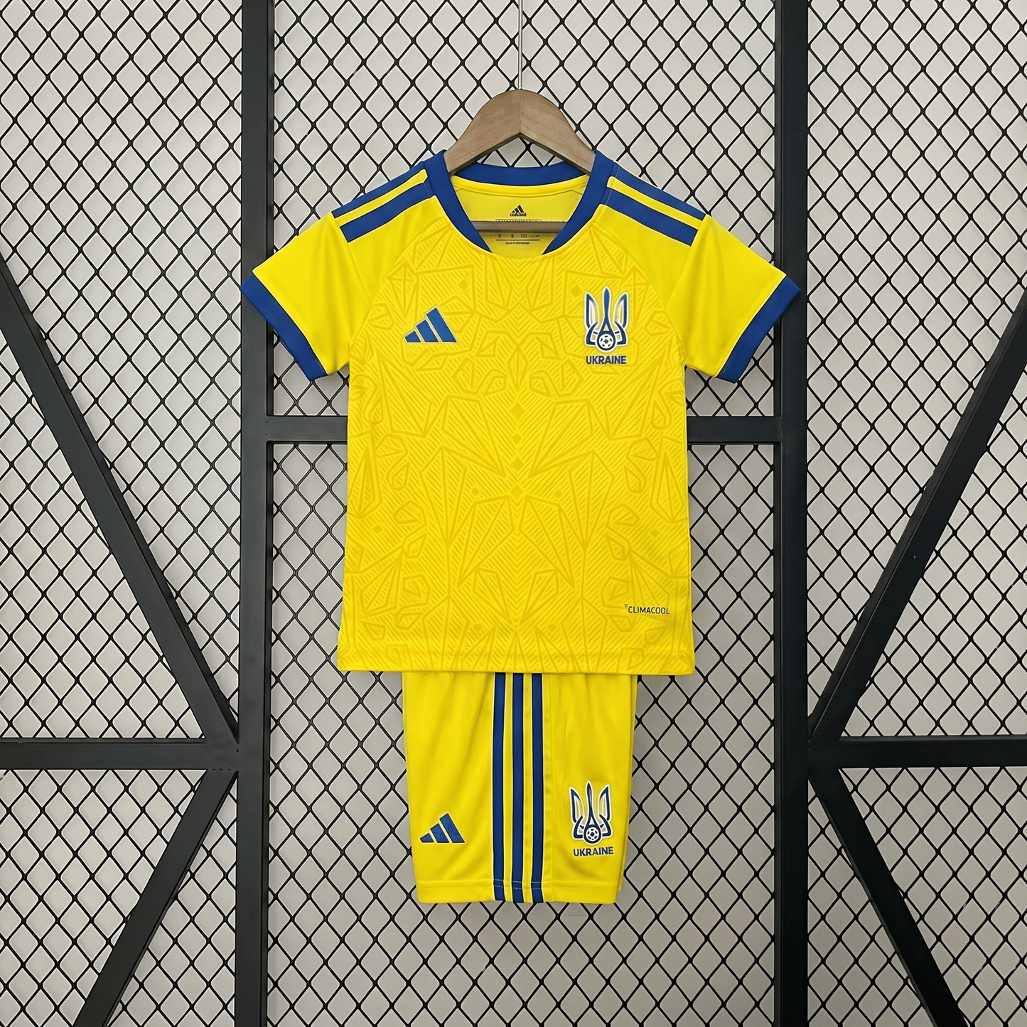 Camiseta de local Ucrania 2026