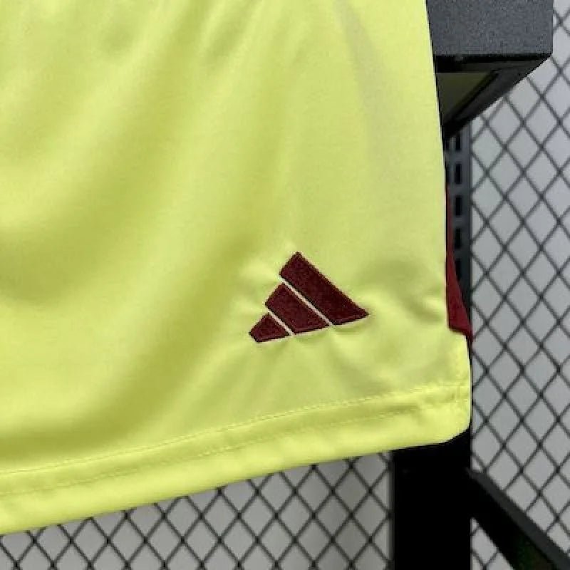 Real Madrid 2025 Goalkeeper Jersey