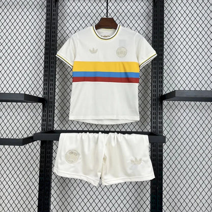 Camisola de celebração do 100º aniversário da seleção da Colômbia