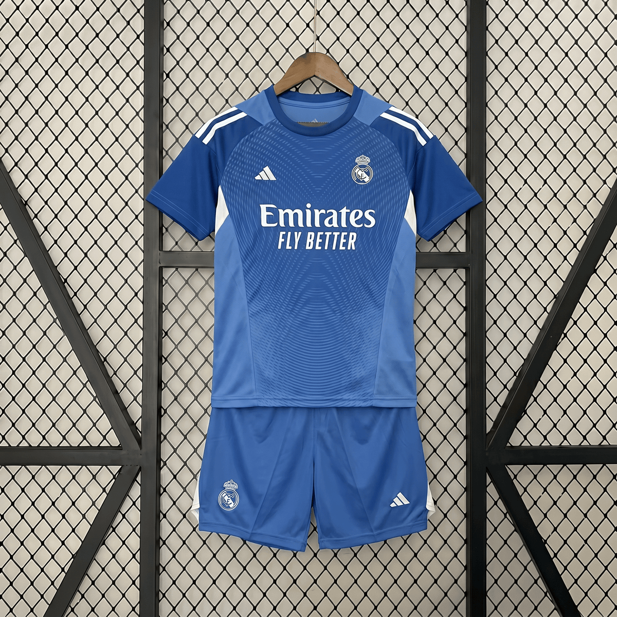 Real Madrid 2025 Goalkeeper Jersey