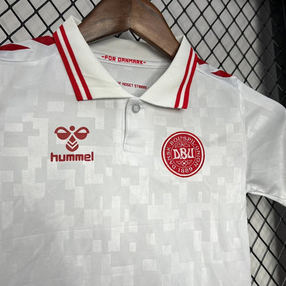 Koszulka wyjazdowa Dania 2024