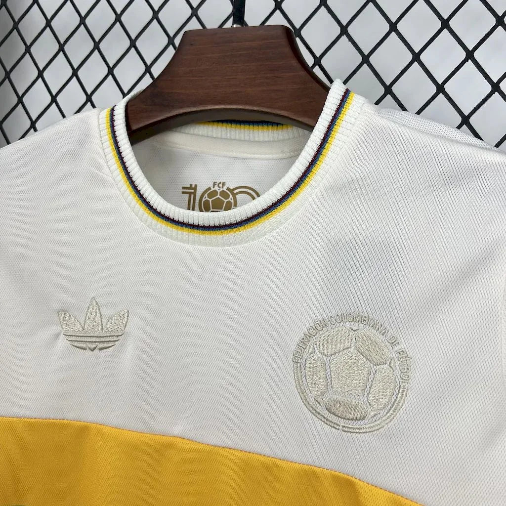 Camisola de celebração do 100º aniversário da seleção da Colômbia