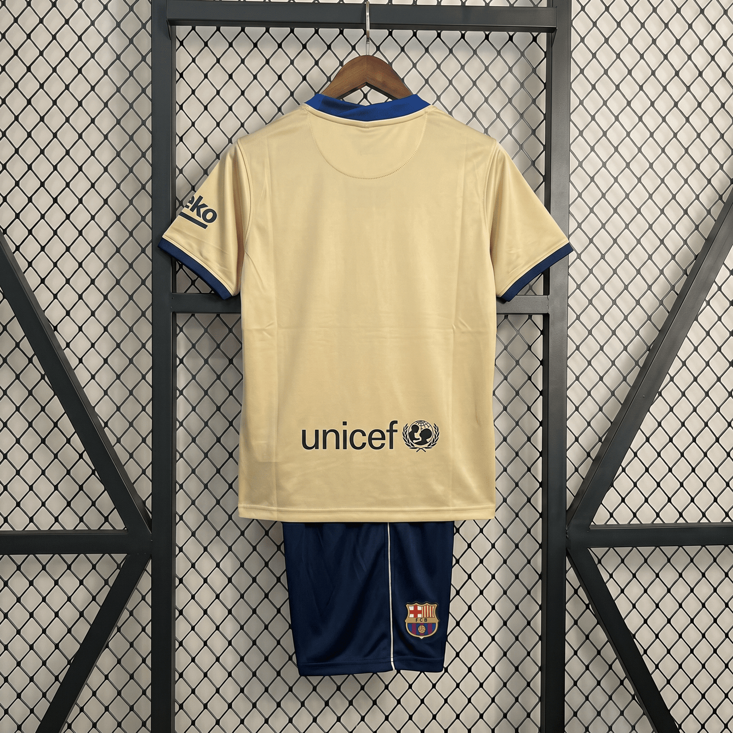 Barca 2001 Away Jersey