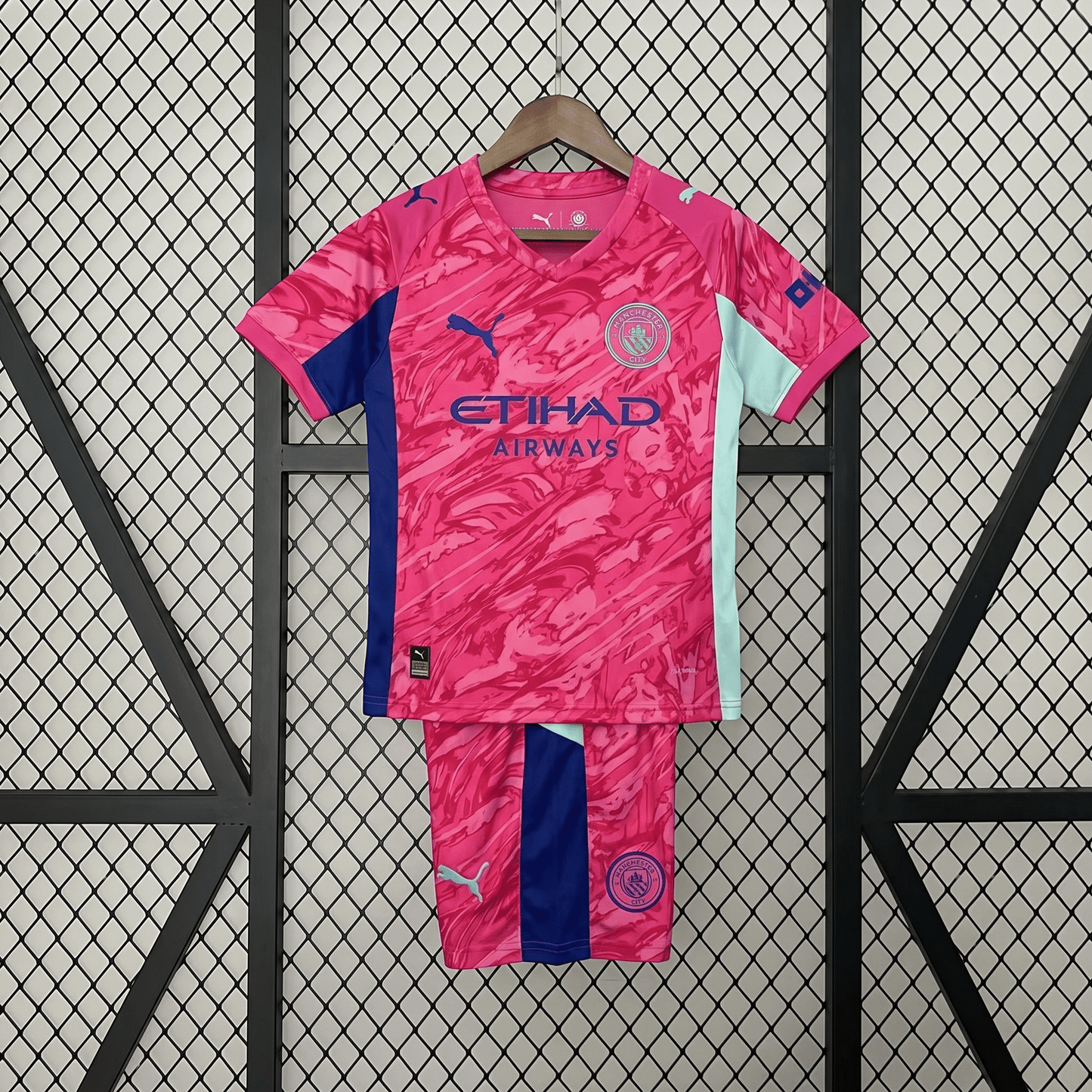 Man City 2025 Doelman Fluoro Roze