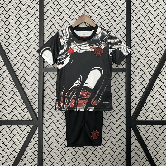 Manchester United Trikot vor dem Spiel 2025