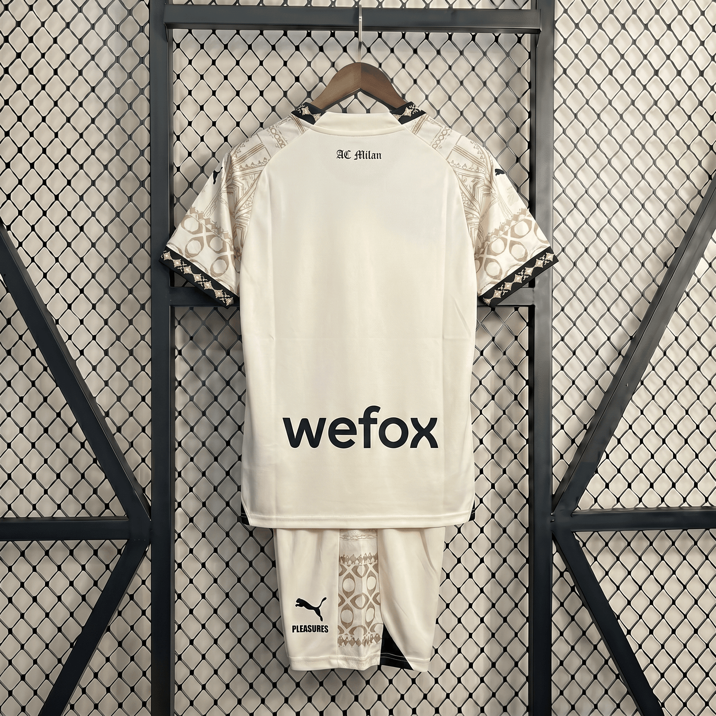 Maglia AC Milan 2024 x Pleasures