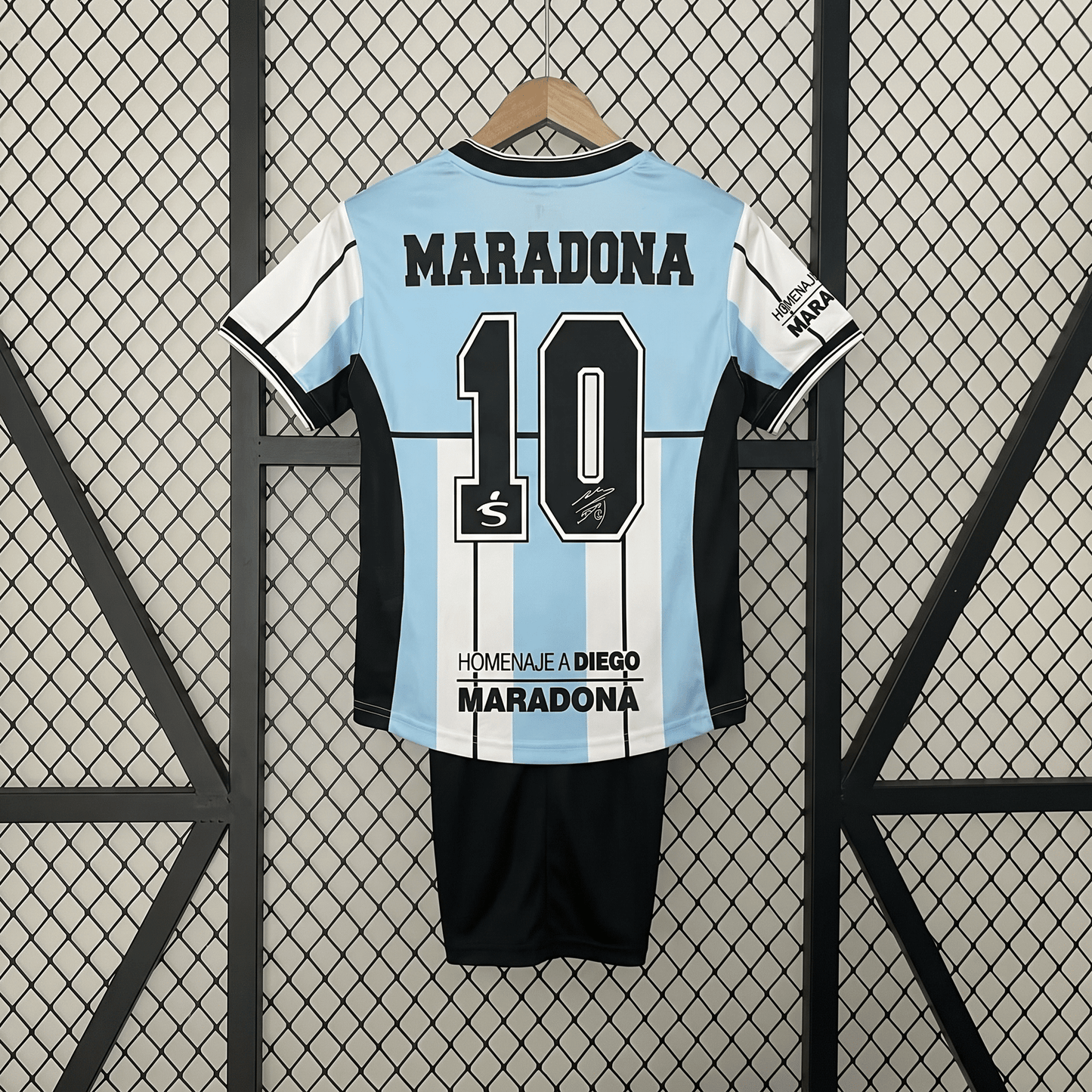 Koszulka pamiątkowa Maradona Argentyna 2001