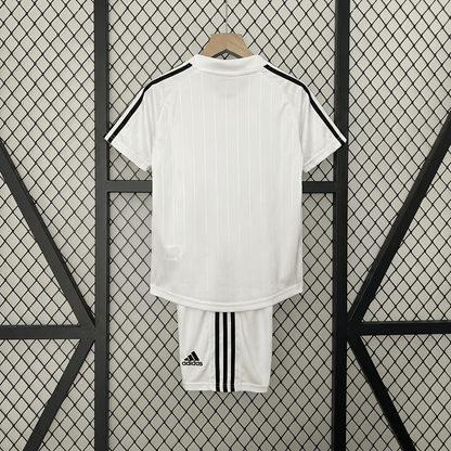 Real Madrid 2002 Home Jersey