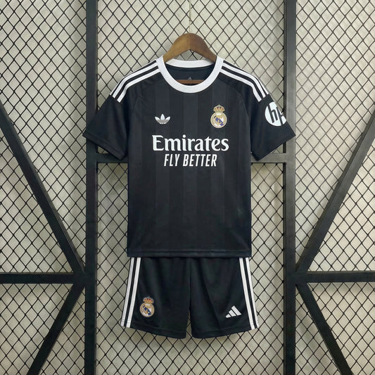 Real Madrid 2025 Goalkeeper Black Jersey